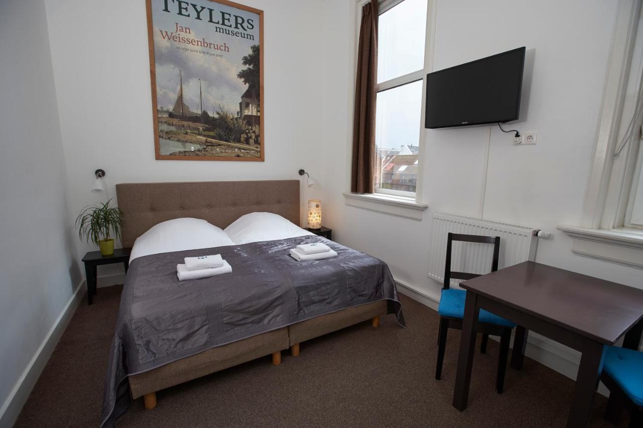 Bed & Breakfast Hotel Malts Haarlem Exterior foto