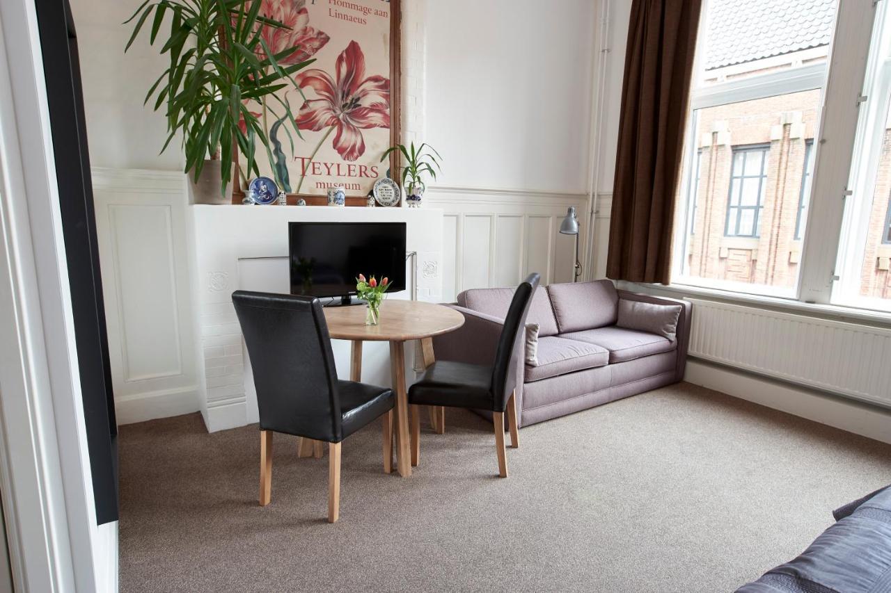 Bed & Breakfast Hotel Malts Haarlem Exterior foto