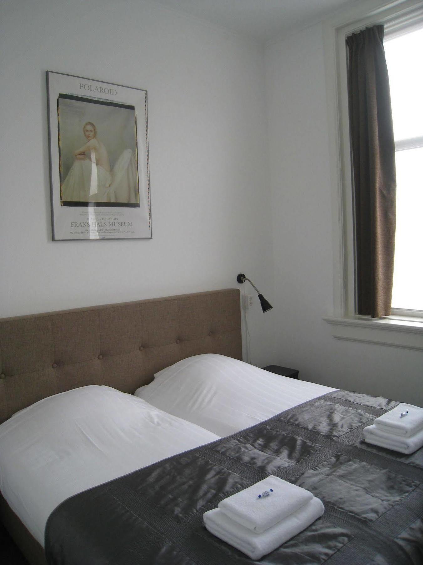 Bed & Breakfast Hotel Malts Haarlem Exterior foto
